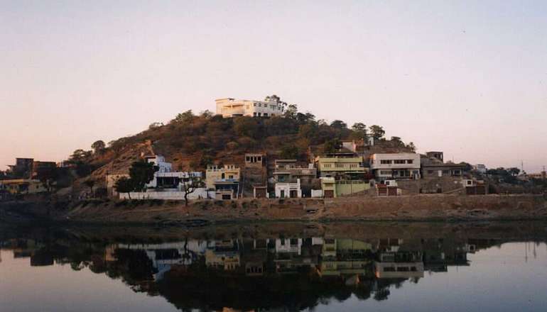 Pichola Lake Udaipur Rajasthan India